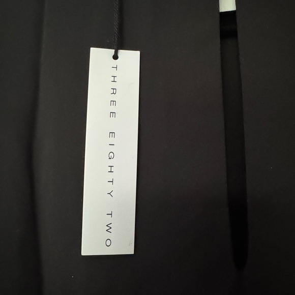 Three Eighty Two Sleeveless Black & White Abstract Print Dress – Size Small - Picture 5 of 5